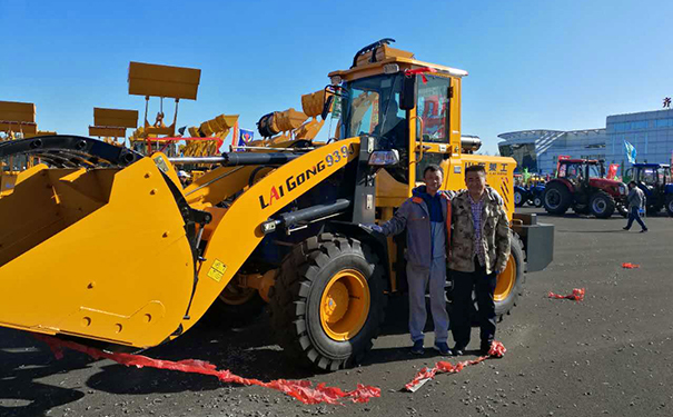 萊工.jpg 萊工.jpg